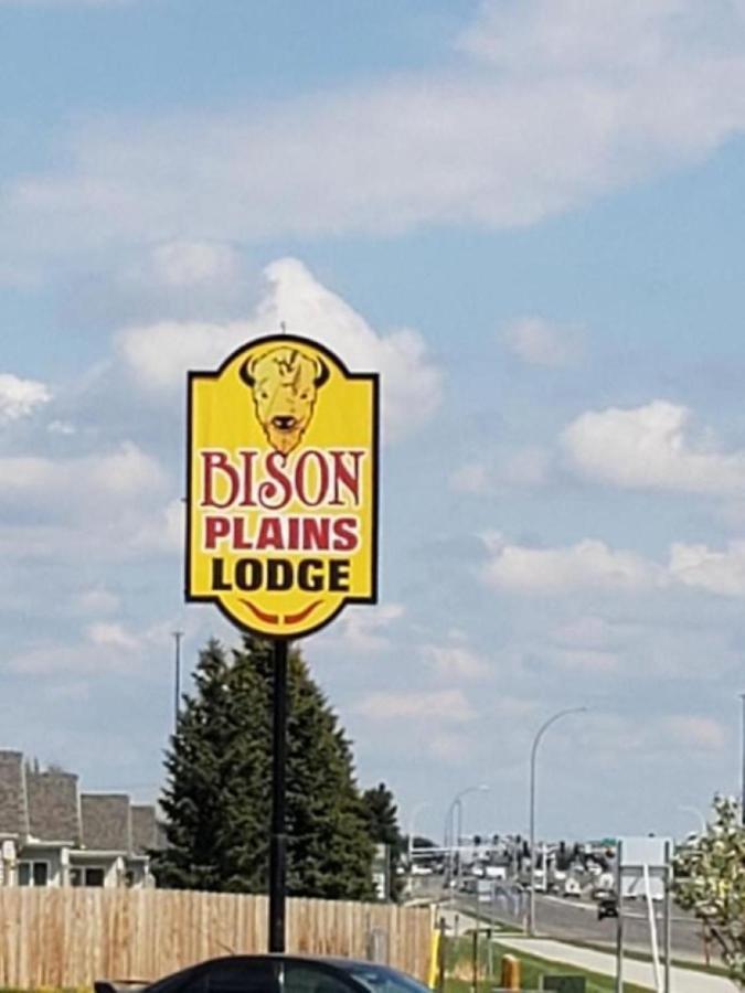Bison Plains Lodge Moorhead 外观 照片